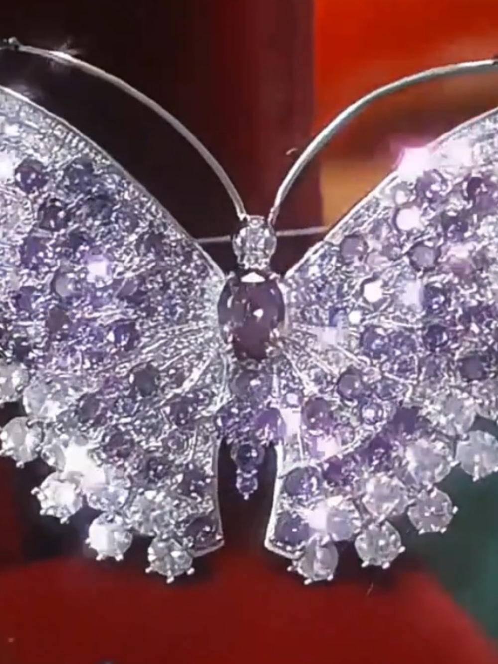 Purple Crystal Butterfly Brooch - Elegant Vintage Style Pin - Picture 8 of 9